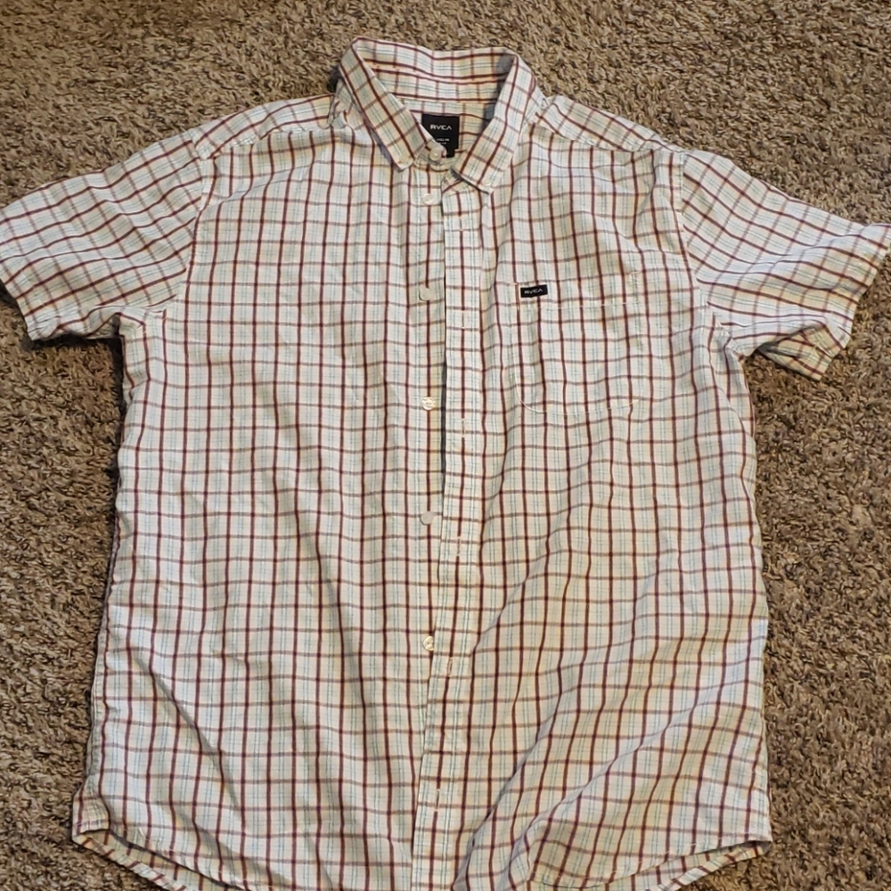 Botton down shirt